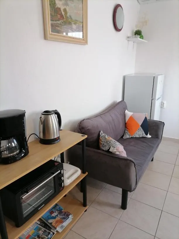 Studio Jasna Brzac Apartment